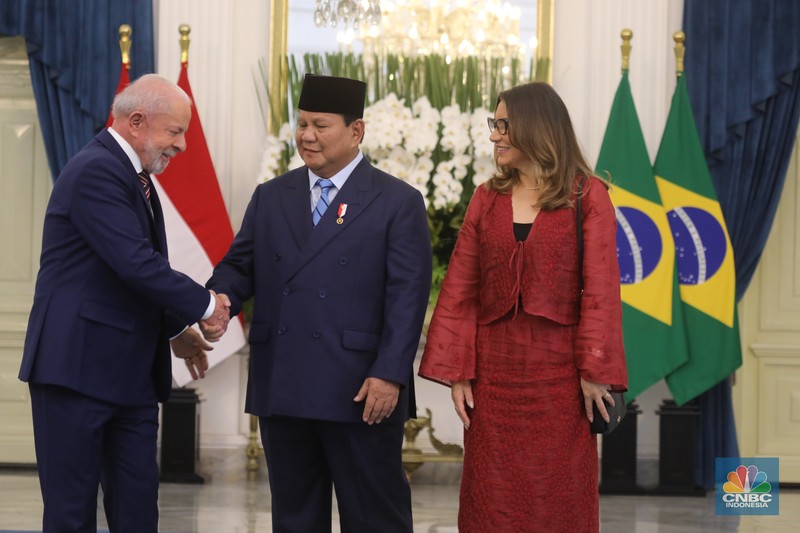 Presiden Prabowo Subianto menerima Presiden Brasil Lula Inacio Lula da Silva di Istana Merdeka, Jakarta, Kamis (23/10/2025). (CNBC Indonesia/Tri Susilo) Presiden Prabowo Subianto menerima Presiden Brasil Lula Inacio Lula da Silva di Istana Merdeka, Jakarta, Kamis (23/10/2025). (CNBC Indonesia/Tri Susilo)
