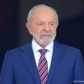 Presiden Prabowo Subianto menyambut kedatangan kunjungan kenegaraan Presiden Brasil Luiz Inácio Lula da Silva, di Istana Negara, Jakarta, Kamis (23/10/2025). (Tangkapan Layar Youtube/Sekretariat Presiden)