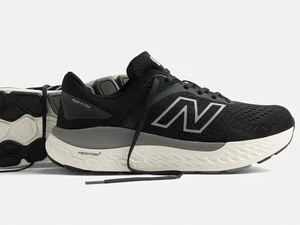 New Balance Jual Sepatu Sepasang Beda Ukuran, untuk Si Kaki Tak Sama
