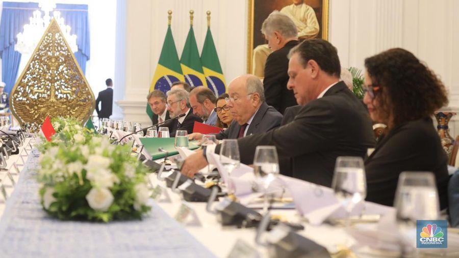 Presiden Prabowo Subianto saat melakukan pertemuan bilateral dengan Presiden Brasil Luiz Inácio Lula da Silva di Istana Merdeka, Jakarta, Kamis (23/10/2025). (CNBC Indonesia/Tri Susilo) Presiden Prabowo Subianto saat melakukan pertemuan bilateral dengan Presiden Brasil Luiz Inácio Lula da Silva di Istana Merdeka, Jakarta, Kamis (23/10/2025). (CNBC Indonesia/Tri Susilo)