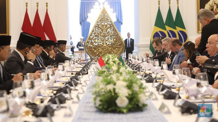 Presiden Prabowo Subianto saat melakukan pertemuan bilateral dengan Presiden Brasil Luiz Inácio Lula da Silva di Istana Merdeka, Jakarta, Kamis (23/10/2025). (CNBC Indonesia/Tri Susilo) Presiden Prabowo Subianto saat melakukan pertemuan bilateral dengan Presiden Brasil Luiz Inácio Lula da Silva di Istana Merdeka, Jakarta, Kamis (23/10/2025). (CNBC Indonesia/Tri Susilo)