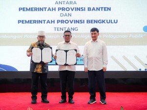 Gubernur Bengkulu Kunjungi Banten, Tertarik Program Bangun Jalan Desa
