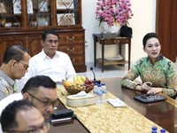 Sherly Tjoanda Minta Dibangun 5.000 Km Jalan Tani ke Amran, Untuk Apa?