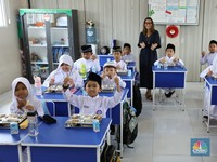 Kemenkes: Guru-Orang Tua Jajal Makanan MBG Sebelum Dibagikan ke Siswa