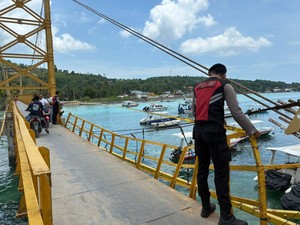 Jembatan Kuning Nusa Lembongan-Ceningan Diperbaiki Setelah 2 Turis Belanda Celaka