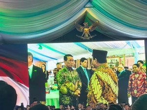 Momen Presiden & Mentan Bincang Santai di Sela Jamuan Makan Malam