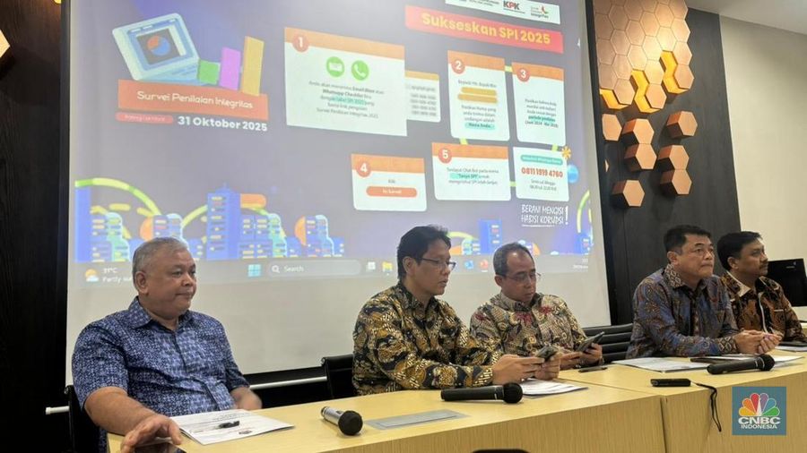 Menteri Keuangan Purbaya Yudhi Sadewa dalam Press Briefing Kementerian Keuangan, Jumat (24/10/2025). (CNCB Indonesia/Zahwa Madjid)