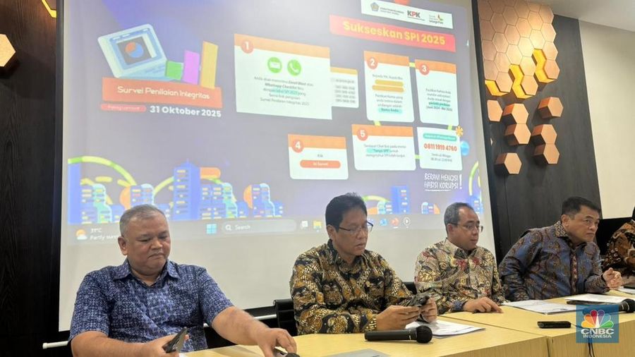 Menteri Keuangan Purbaya Yudhi Sadewa dalam Press Briefing Kementerian Keuangan, Jumat (24/10/2025). (CNCB Indonesia/Zahwa Madjid)