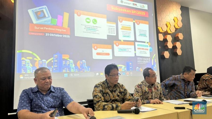 Menteri Keuangan Purbaya Yudhi Sadewa dalam Press Briefing Kementerian Keuangan, Jumat (24/10/2025). (CNCB Indonesia/Zahwa Madjid)