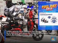 Video: Sepeda Listrik Diskon Jutaan Rupiah! Cek Transmart Yuk