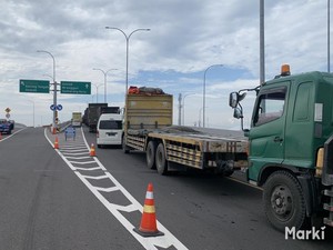 Jumlah Mobil Masuk Tol Semarang-Demak Anjlok Imbas Banjir
