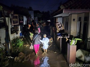 Ribuan Jiwa Terdampak Banjir Bandang di Cisolok Sukabumi