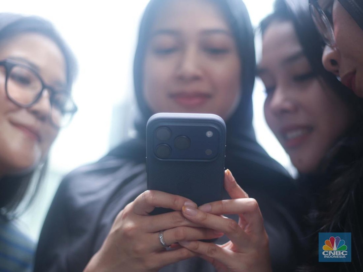 Apple Tingkatkan Ketergantungan pada Samsung Hadapi Lonjakan Harga Memori iPhone