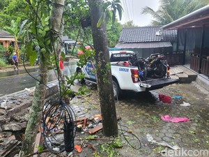 Truk Molen Tabrak Motor hingga Penjual Bakso di Gunungkidul, 3 Orang Tewas