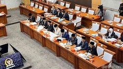 Sederet Kritik Komisi VIII DPR ke Kemenhaj: Sama dengan Ditjen PHU