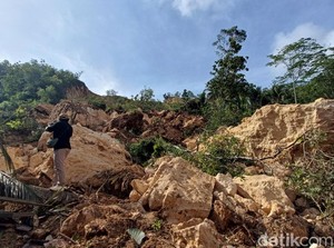 Kisah Warga Banyumas Lolos dari Longsor Batu Kapur berkat Antar Anak Jajan