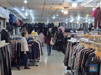 Pedagang Thrifting Diminta Beralih Jual Produk Lokal, Bisa Terima KUR