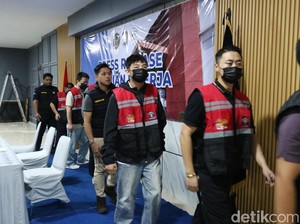Salahgunakan Izin Tinggal di Jogja, 6 WN China Dideportasi