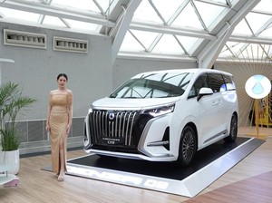 Denza D9 Pimpin MPV Listrik Premium di Indonesia