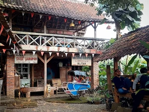 Kopi Sontoloyo, Kafe Instagramable Sentuhan Jawa Klasik di Kota Batu