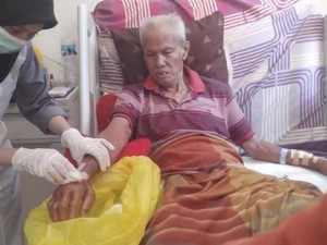 Tangan Kakek di Bima Bengkak-Bernanah Setelah Diinfus Mantri Desa