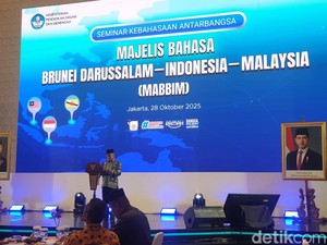 3 Upaya Jaga Martabat Bahasa Indonesia di Era Medsos-AI dari Mendikdasmen