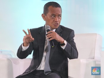 5.700 Desa Belum Teraliri Listrik, Bahlil: 2029 Insya Allah Seluruh RI