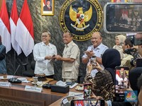 Prabowo Akan Keluarkan 3 Aturan MBG, Zulhas Kasih Bocorannya