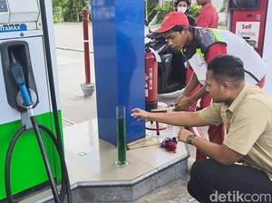 Polisi Sidak SPBU di Gresik Usai Ramai Motor Brebet gegara Pertalite