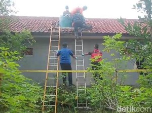 Mayat Pria Telungkup Ditemukan dalam Toren di Kontrakan Tasikmalaya