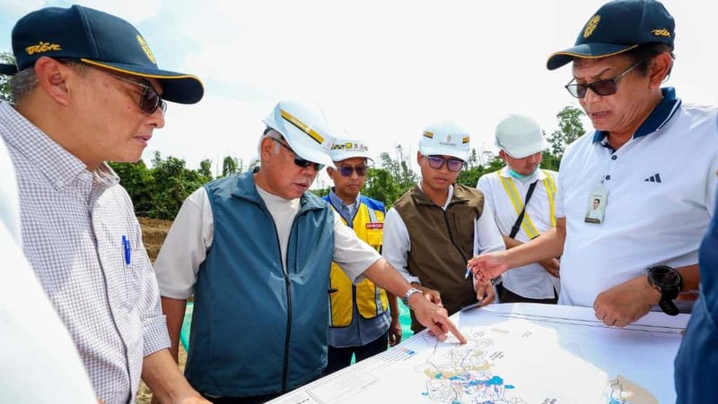Setahun kepemimpinan Prabowo-Gibran, pembangunan IKN terus maju. Pemerintah siapkan Rp48,8 T dan targetkan Nusantara jadi Ibu Kota Politik pada 2028. Setahun kepemimpinan Prabowo-Gibran, pembangunan IKN terus maju. Pemerintah siapkan Rp48,8 T dan targetkan Nusantara jadi Ibu Kota Politik pada 2028. (Dok. Humas Otorita Ibu Kota Nusantara)
