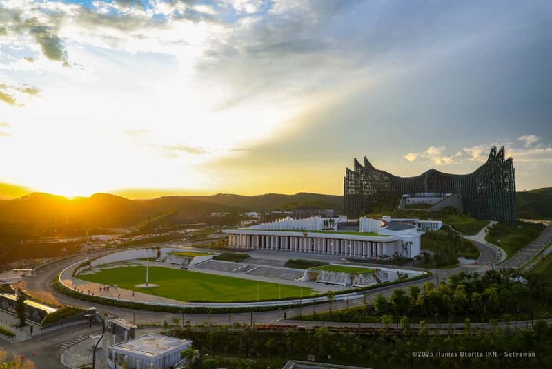 Setahun kepemimpinan Prabowo-Gibran, pembangunan IKN terus maju. Pemerintah siapkan Rp48,8 T dan targetkan Nusantara jadi Ibu Kota Politik pada 2028. Setahun kepemimpinan Prabowo-Gibran, pembangunan IKN terus maju. Pemerintah siapkan Rp48,8 T dan targetkan Nusantara jadi Ibu Kota Politik pada 2028. (Dok. Humas Otorita Ibu Kota Nusantara)
