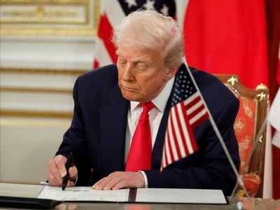 Trump Respons Gencatan Senjata Mau Bubar, Jet Israel Bombardir Gaza