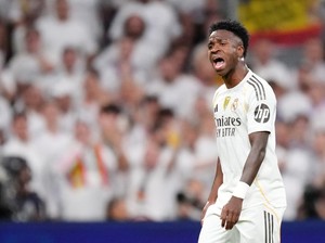 Florentino Perez Akan Jual Vinicius