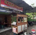 Viral Warung Bakso Babi Pasang Logo Dewan Masjid, Begini Mulanya
