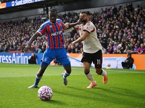 Liverpool Dibantai Cyrstal Palace di Kandang Sendiri
