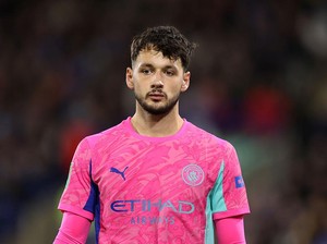 Guardiola Masih Butuh Trafford