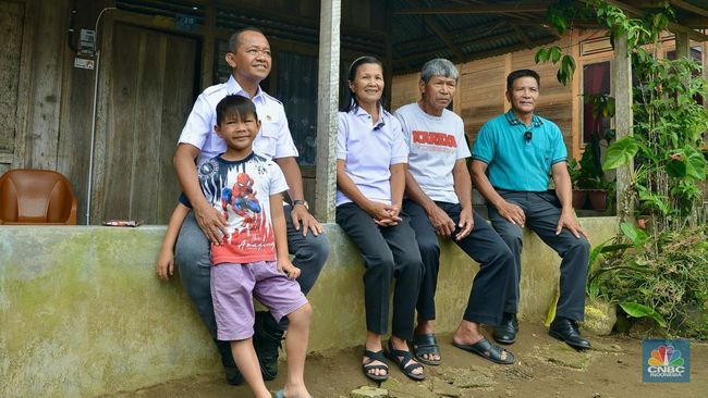 Merdeka dari Kegelapan! Mimpi Bahlil Desa-Desa di Ujung Negeri Terang