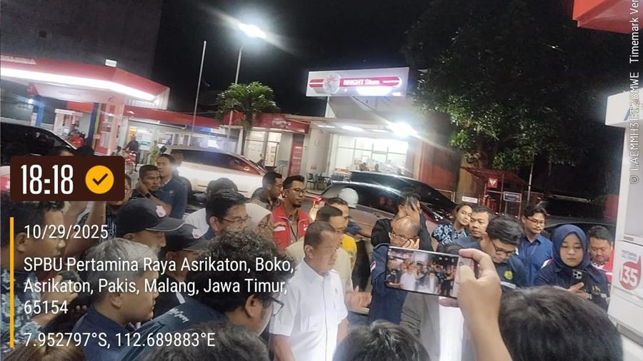 Menteri ESDM Bahlil Lahadalia melakukan sidak ke SPBU Malang, Jawa Timur. (Dok. ESDM)