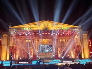 Kemeriahan Hari Santri, Panggung Hiburan Ditonton Ribuan Orang