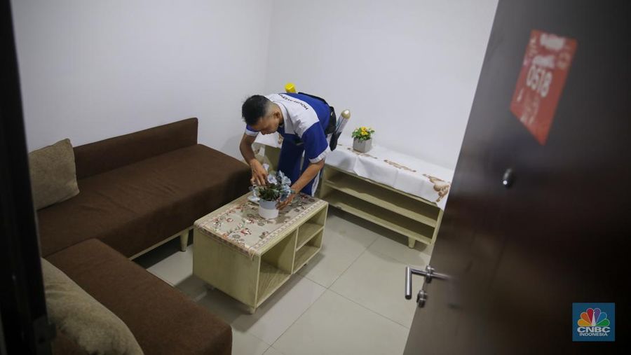 Pemerintah melalui Kementerian Perumahan dan Kawasan Permukiman (PKP) bersama Kementerian Sekretariat Negara (Kemensetneg) menyediakan hunian murah bagi Aparatur Sipil Negara (ASN), serta anggota TNI dan Polri di Wisma Atlet Pademangan, Jakarta, Rabu (29/10/2025). (CNBC Indonesia/Faisal Rahman) . Pemerintah melalui Kementerian Perumahan dan Kawasan Permukiman (PKP) bersama Kementerian Sekretariat Negara (Kemensetneg) menyediakan hunian murah bagi Aparatur Sipil Negara (ASN), serta anggota TNI dan Polri di Wisma Atlet Pademangan, Jakarta, Rabu (29/10/2025). (CNBC Indonesia/Faisal Rahman)
.