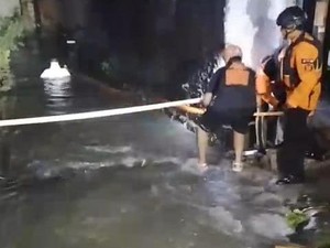 3 Orang Tewas Akibat Banjir di Semarang, Ada Bocah Tenggelam di Selokan