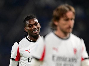 Milan Imbang, Dua Pemainnya Tumbang