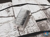 Harga Perak Cetak Rekor, Ternyata Ini Alasannya