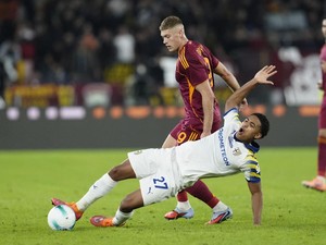 AS Roma Vs Parma: Serigala Menang 2-1