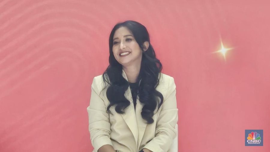 Director Shopee PayLater Indonesia, Anggie Ariningsih saat media gathering SPayLater di Jakarta, Kamis (30/10/2025). (CNBC Indonesia/Intan Rakhmayanti)