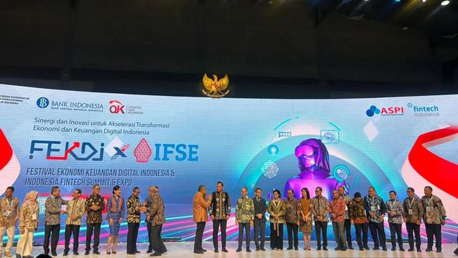 BI Luncurkan QRIS Tap In dan Out untuk 5 Moda Transportasi Jabodetabek