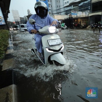Hujan Deras di Jakarta, Kawasan Fatmawati Terendam Banjir