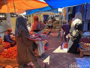 Pedagang di Pasar Lakessi Parepare Keluhkan Sewa Lapak Rp 200 Ribu Per Bulan