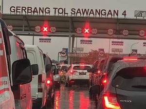 Lampu Pintu Tol Sawangan Mati Akibat Tersambar Petir, Lalin Sempat Tersendat